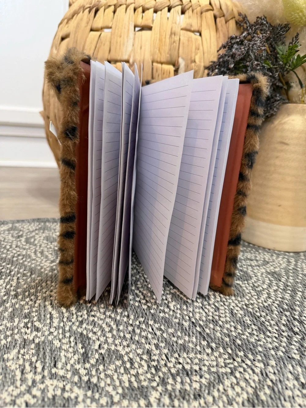 New Leopard Animal Print Plush Journal Faux Fur Journal Cat/Leopard